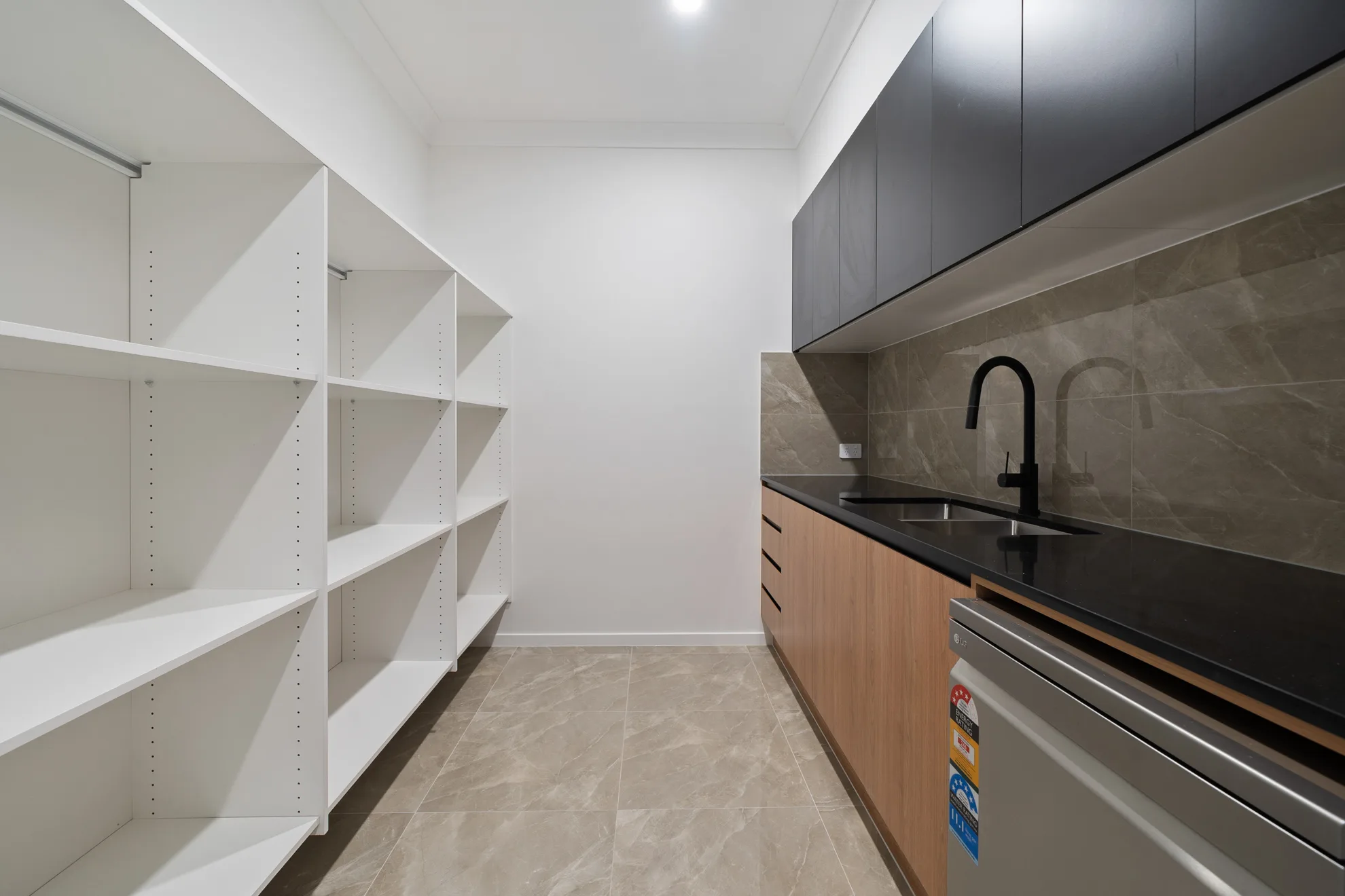 Aurelia Residence — Image 2