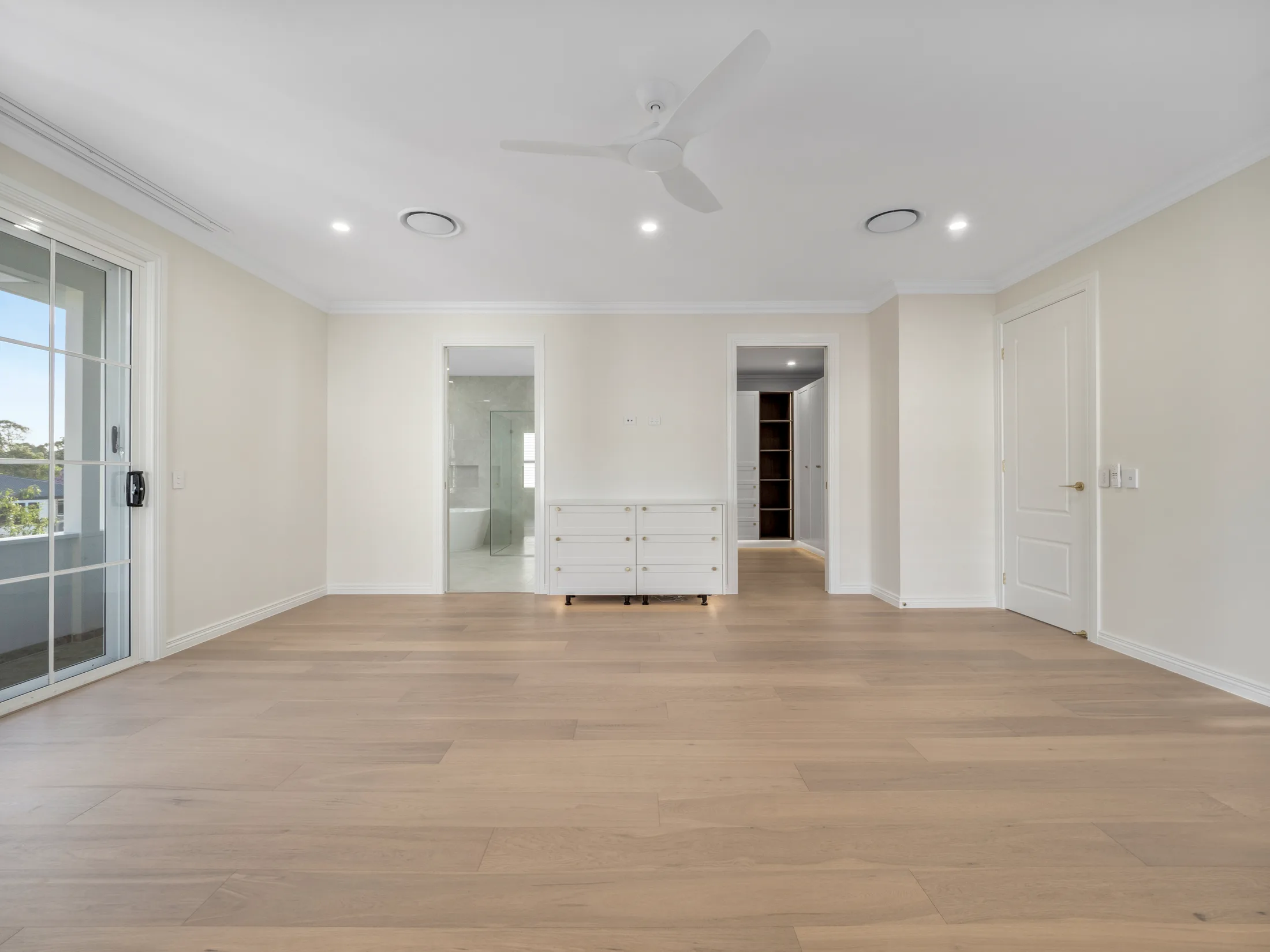 Solstice Residence — Image 1