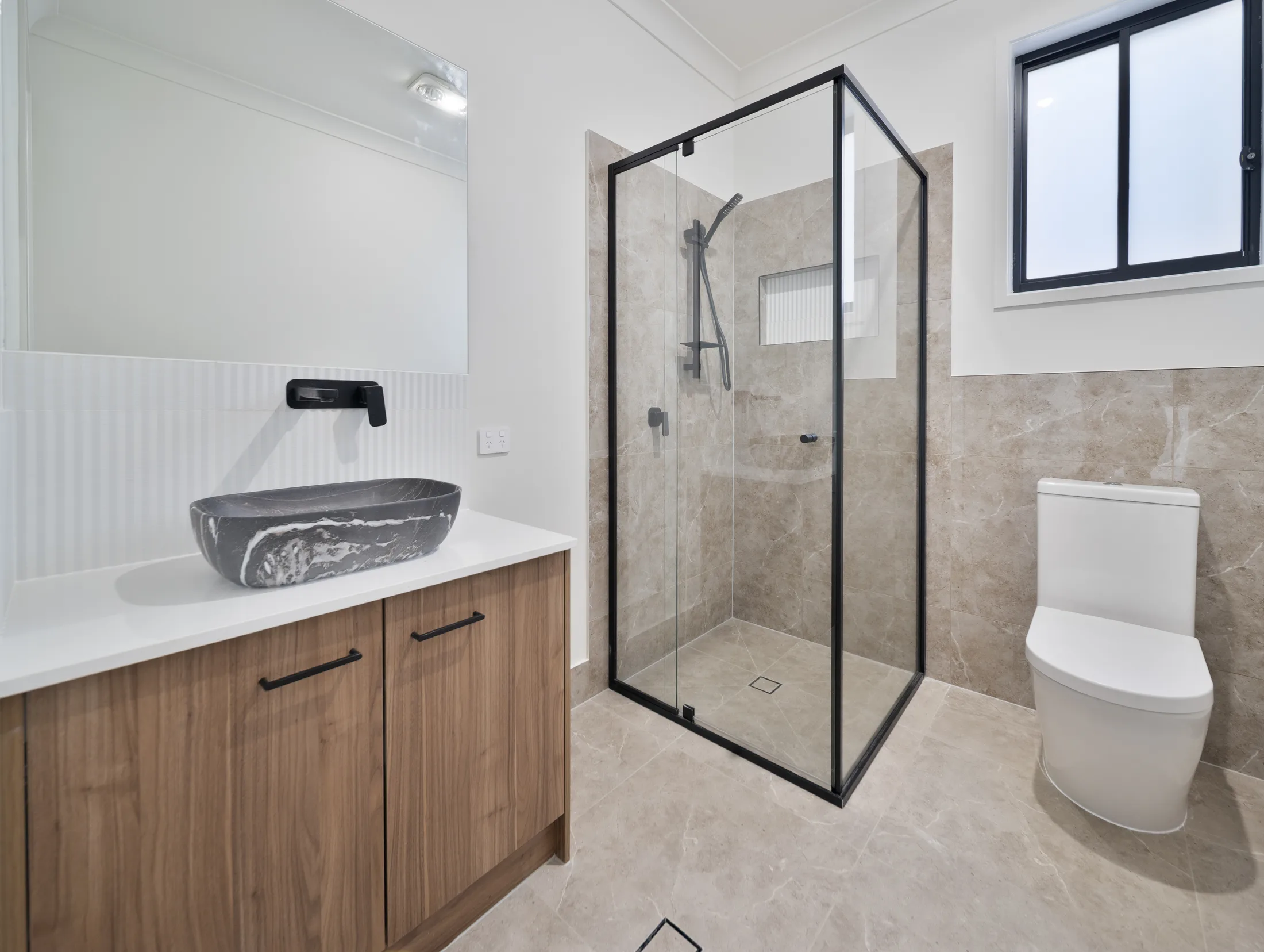 Evercrest Residence — Image 1